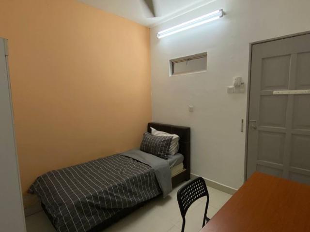 ✨Fully Furnished Big Single Room @ PJS 7 Landed House✨