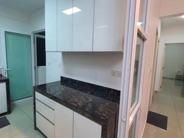 Fully Furnished Good Conditionnearby Straits International School