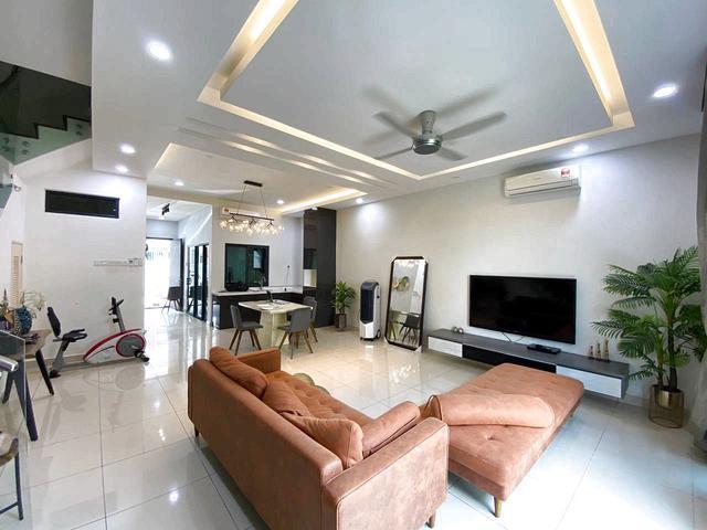 FULLY FURNISHED Double Storey Terrace OnePark Semenyih For Sale