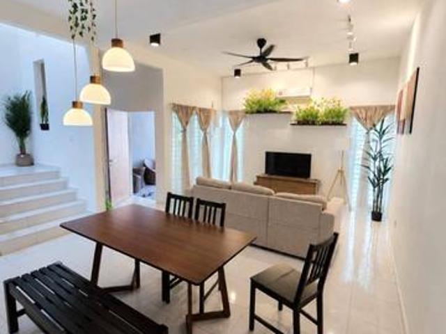 Fully Furnished Double Storey Bandar Putra Kuantan