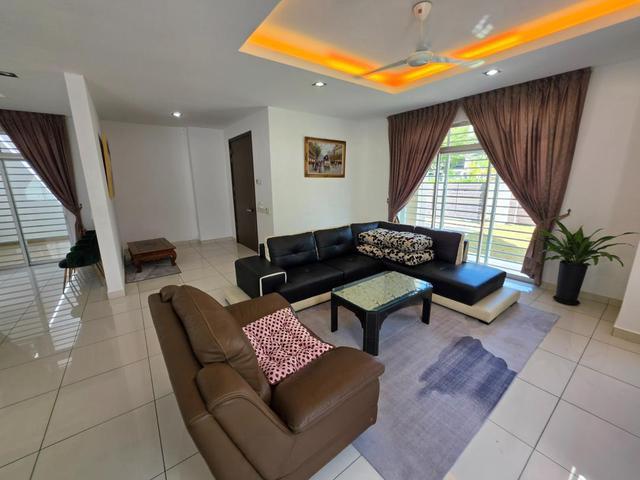 Fully Furnished Double Storey Semi D Taman Nusa Duta for Rent