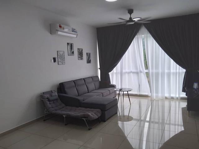 Fully furnished Emerald Residence Condominium