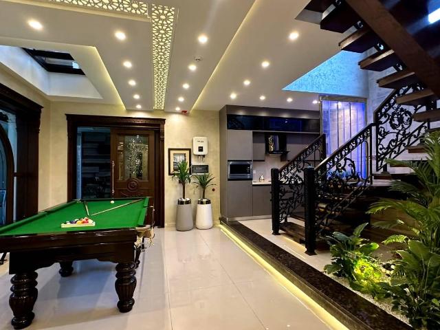 Fully Furnished Exclusive 02 Kanal Luxury Mansion Available For Sale In DHA Phase6 Lahore