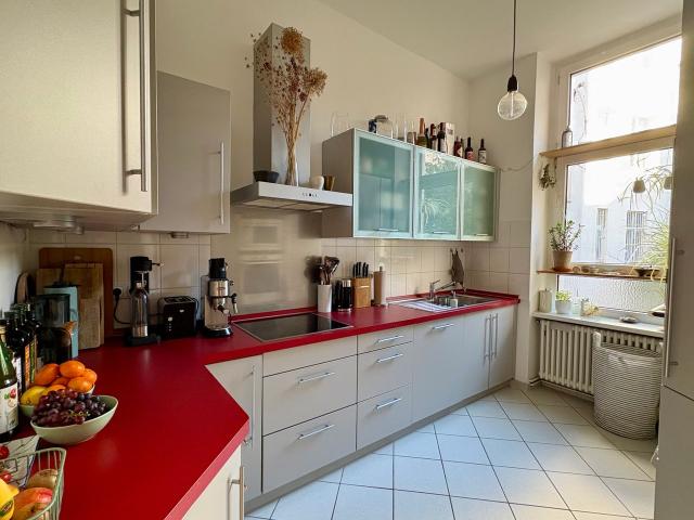 Fully furnished, family friendly, spacious “Altbau” apartment in centrally located Bavarian Quarter Schöneberg, Berlin Amsterdam Apartments for Rent