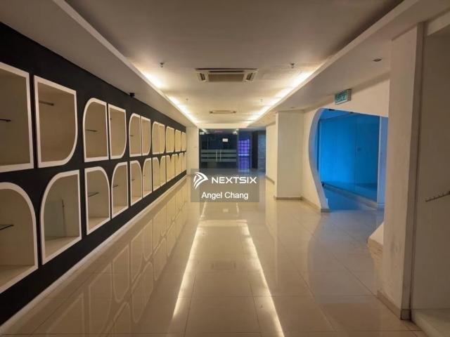 Fully Furnished Fully Renovated