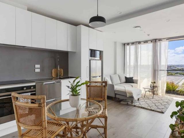Fully Furnished in Union Green