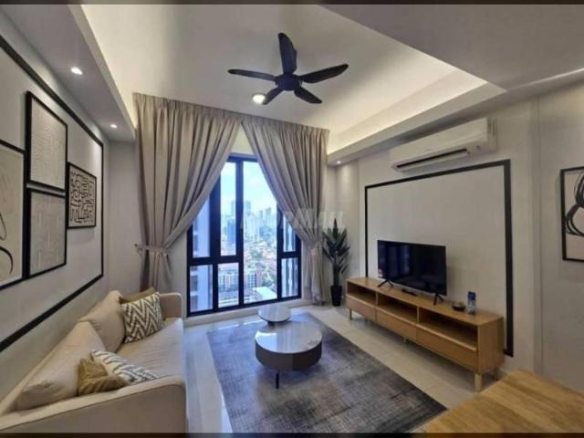 Fully furnished one bedroom with a private bathroom studio unit for rent @ Mentari Court @ Bandar Sunway, Petaling Jaya