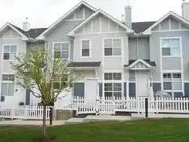 Fully Furnished One Bedroom Townhome with Loft & Patio