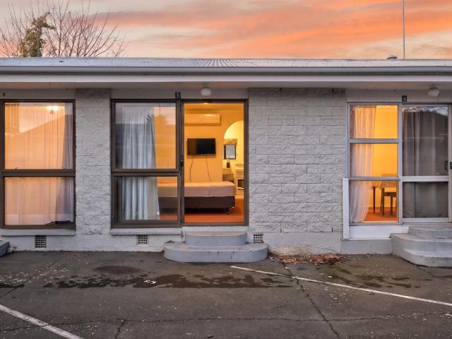 Fully Furnished One Bedroom Unit