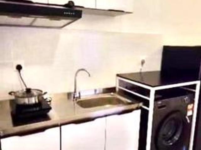 Fully Furnished One Equine COndo Seri Kembangan