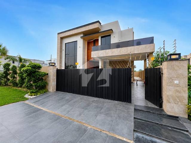 Fully Furnished One Kanal Brand New Luxurious Bungalow Lucrative Deal Must Once Visit