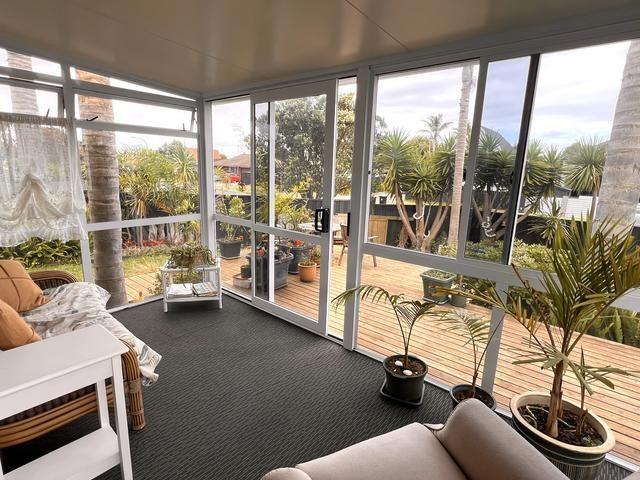 Fully Furnished Oasis in Papamoa Beach!