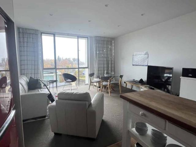 Fully furnished, lock and leave property