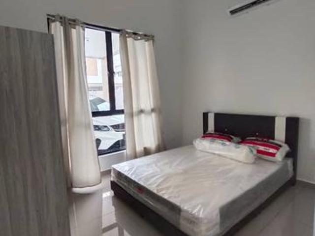 Fully Furnished La Casa Bungalow