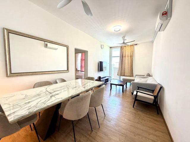 FULLY FURNISHED Lakefront Homes Cyberjaya