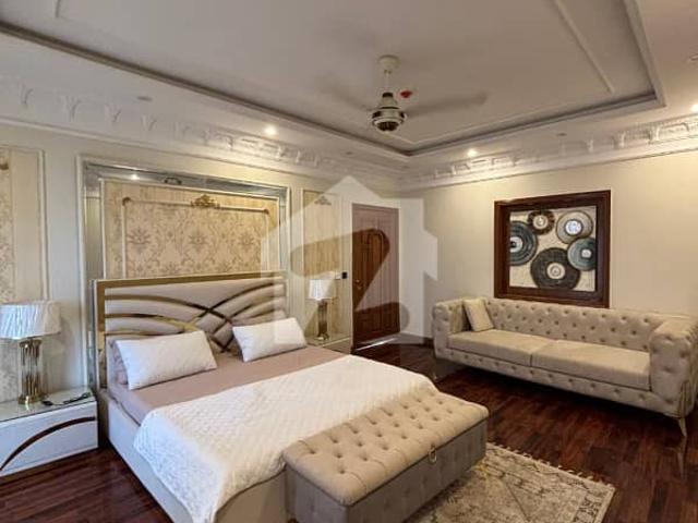 Fully Furnished Luxurious House for rent on weekly Basis