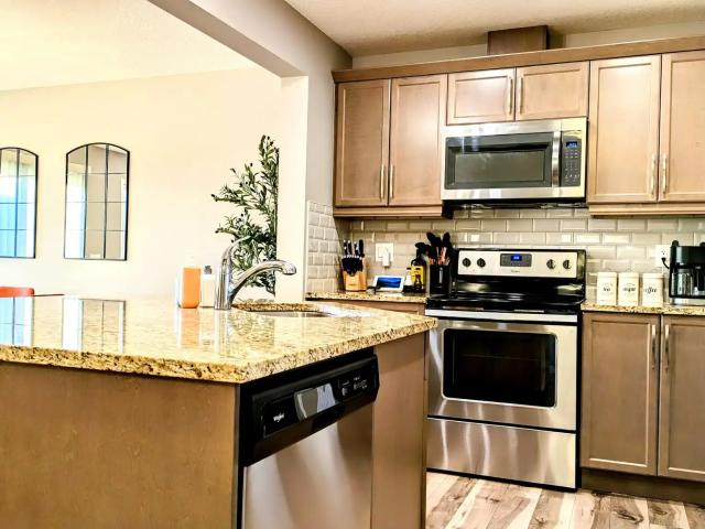 Fully Furnished & Move In Ready Executive Rental in Airdrie