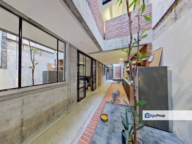 Fully Furnished Modern Intermediate 2 Sty For in Taman Desa