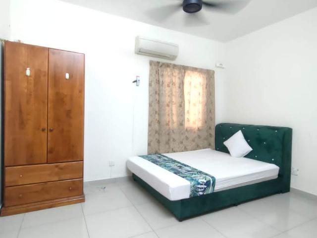 Fully furnished Master bedroom available for rent @Ken Damansara