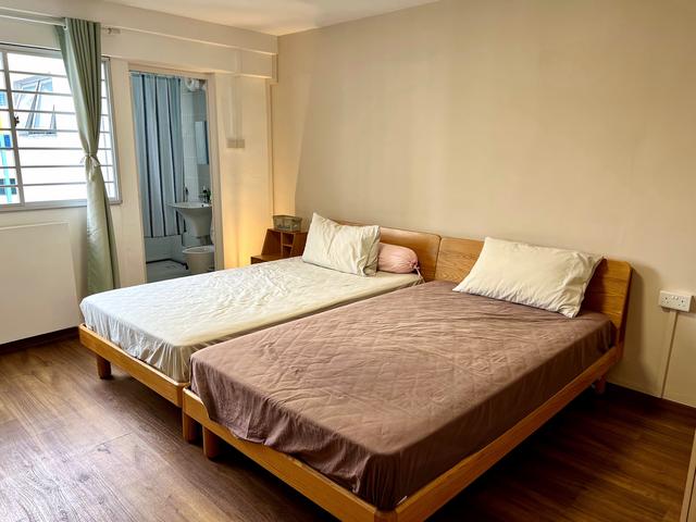 Fully Furnished Master Room | 5 Mins to MRT | Available November