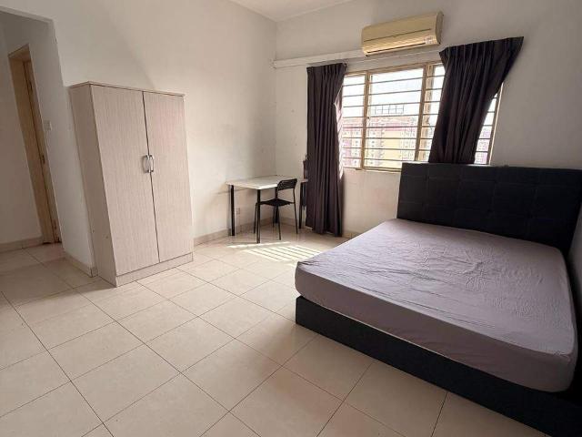 Fully Furnished Master Room @ Bandar Sunway – WiFi & Utilities Included