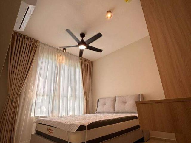 Fully Furnished Master Room @ Seiring Residensi Damaisuria || Near Subang Airport & Kota Damansara
