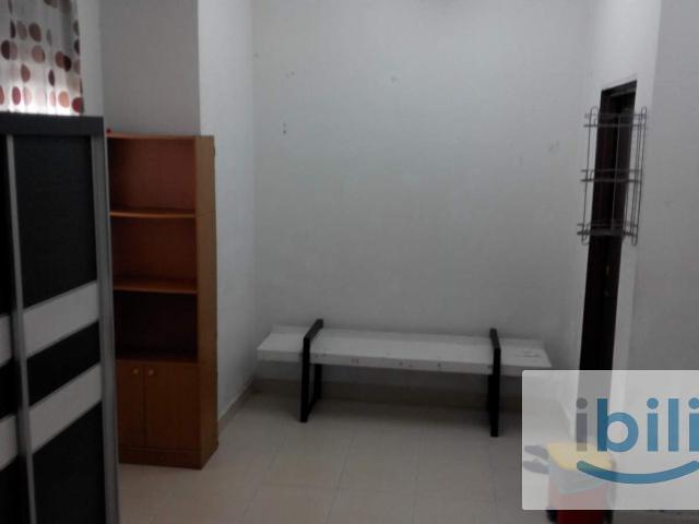 Fully furnished Master room with private bathroom