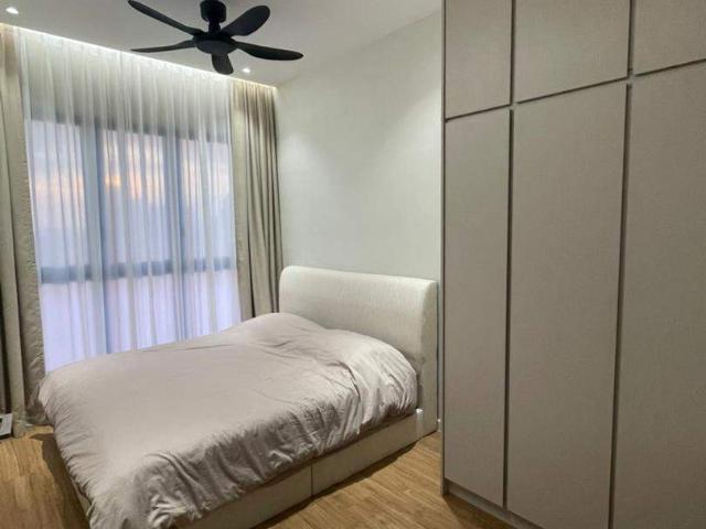 Fully Furnished Master Room | Velocity Area