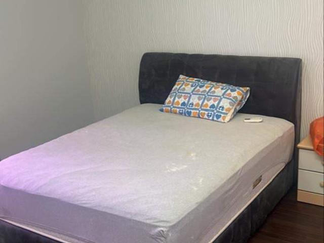 Fully furnished Masterroom