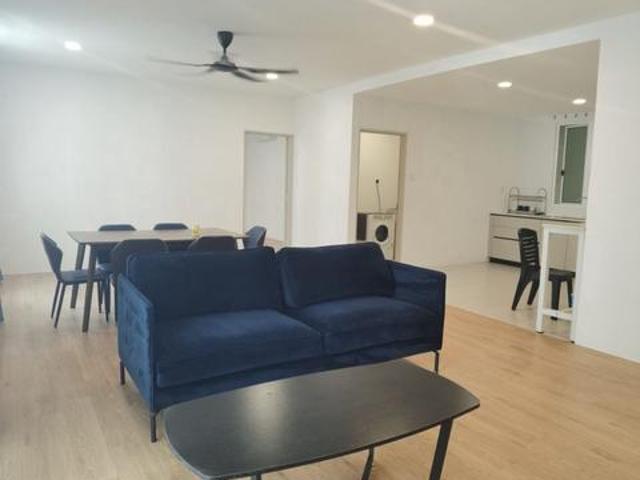 Fully Furnished Mckenzie Apartment near General Hospital