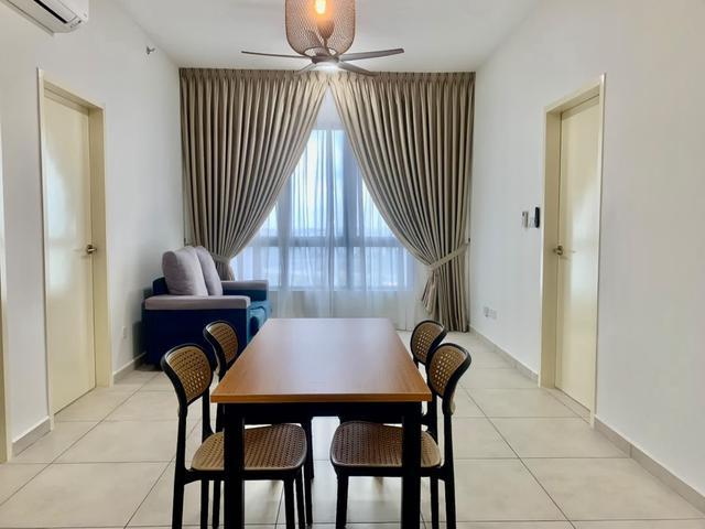 Fully Furnished Meta City Near MRT Corner Unit Seri Kembangan