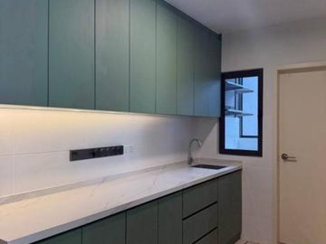 FULLY FURNISHED META CITY SERI KEMBANGAN near MRT