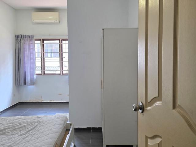 Fully Furnished Medium Room at Sunway SPK Damansara, Kepong Next to Desa ParkCity & B. Menjalara