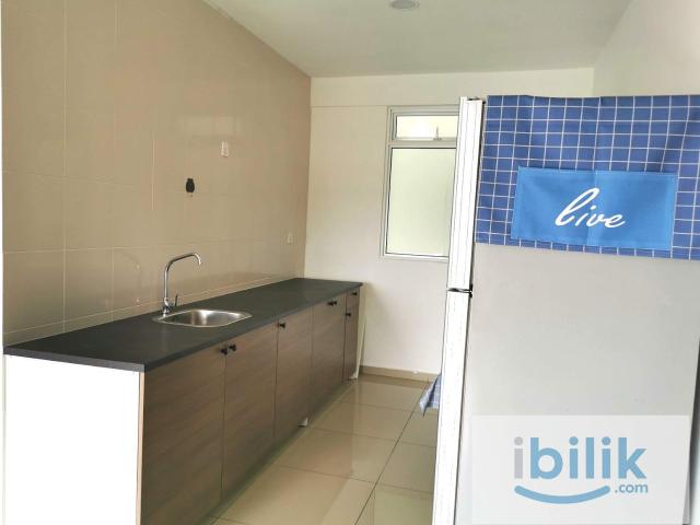 Fully Furnished Middle Room at Summerskye, Bayan Lepas