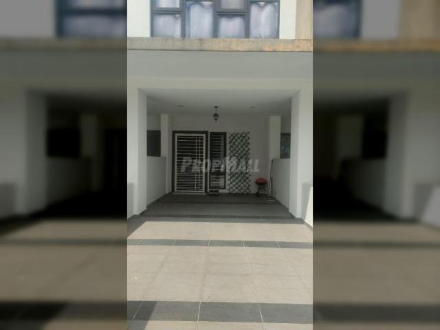 [Fully Furnished] N'Dira Townhouse Corner landed