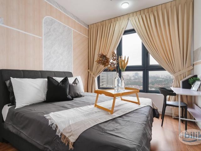 Fully furnished, near TRX, good facility, utility included