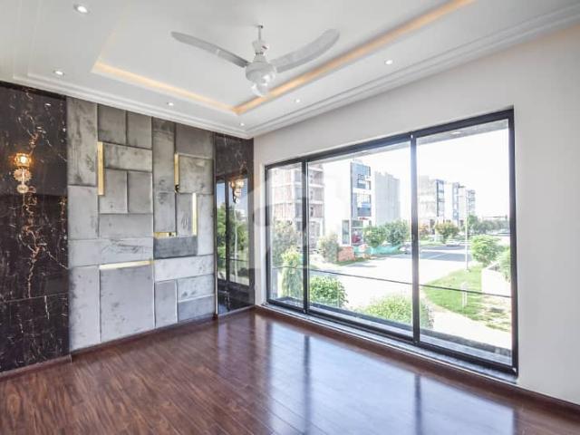 Fully Furnished Solar Installed 10 Marla Modern House for Sale in DHA Lahore