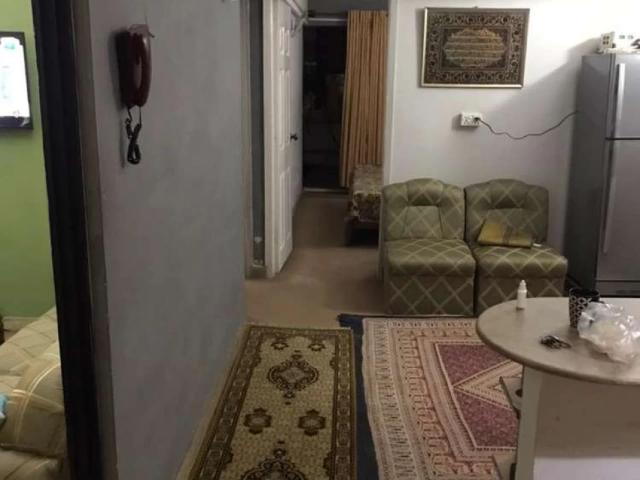 Fully Furnished, Safe & Good environment, Lift available Karachi Gulshan E Iqbal Block 4 ID 02481
