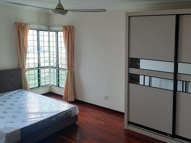 Fully Furnished Sang Suria Room for Rent! Near Jalan Ipoh MRT!