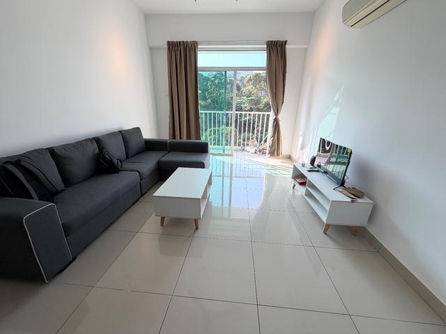 Fully Furnished Setia Pinnacle with 2 Carparks New Furnished