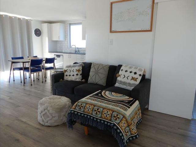 Fully Furnished, Sea Views and Pet Friendly