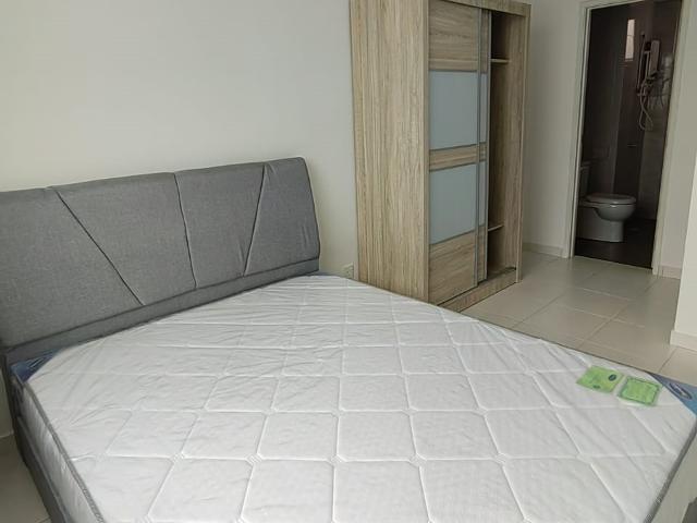 Fully Furnished Seaview Master Room at I Santorini, Tanjung Tokong