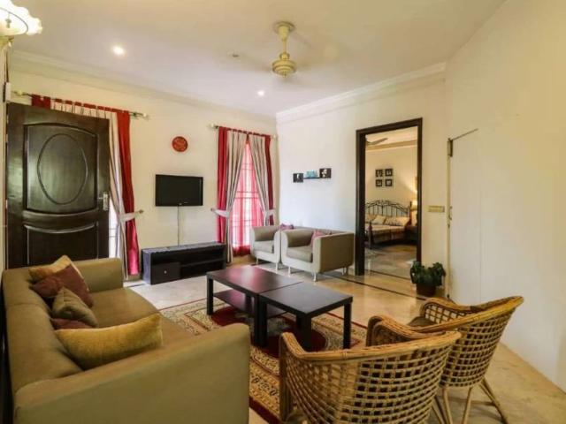 Fully Furnished Seprate Enterance 1 Kanal Proepr Upper Portion dha ph4 Lahore DHA Phase 4 ID 44113