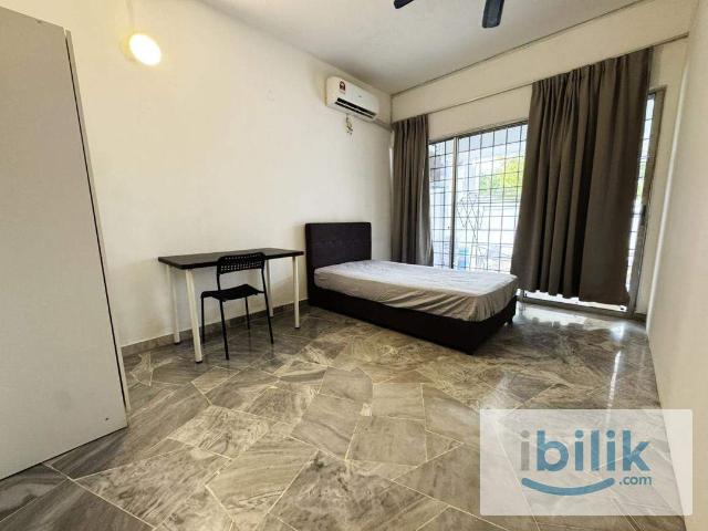 FULLY FURNISHED single bed room at Bandar Utama ⚡️Special REBATE RM FREE Wi Fi / Cleaning service