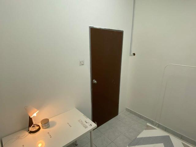 Fully furnished single room in Puchong