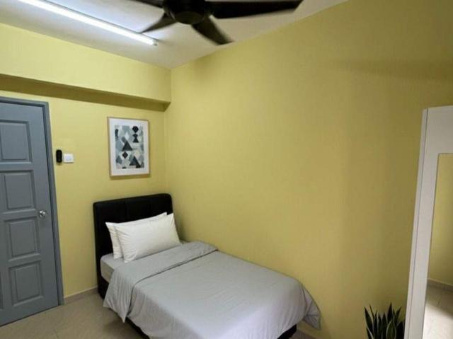 Fully furnished Single Room Include Utility & High Speed Wifi