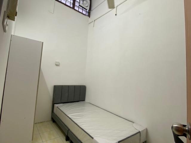 Fully furnished Single Room @ Taman Sri Andalas, Klang