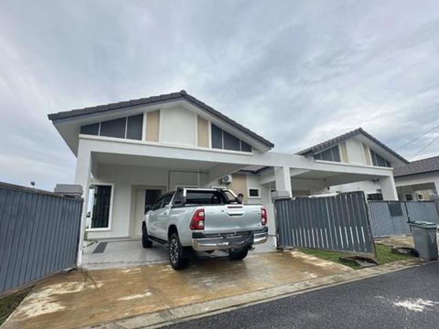 Fully Furnished Single Storey Semi D End Lot for Rent Bandar Botani