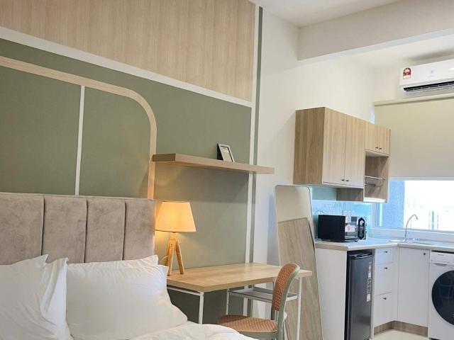 FULLY FURNISHED Studio at Pixel City Sentral, 3min walk to LRT Salak Selatan