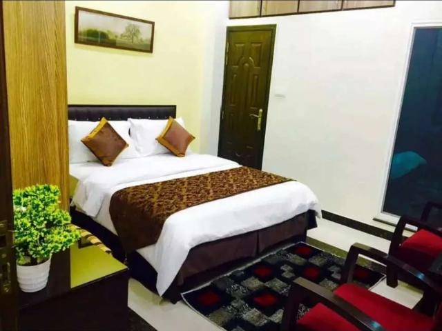 Fully Furnished Studio Available in Civic centre phase 4 Rawalpindi Bahria Town Rawalpindi ID 38506
